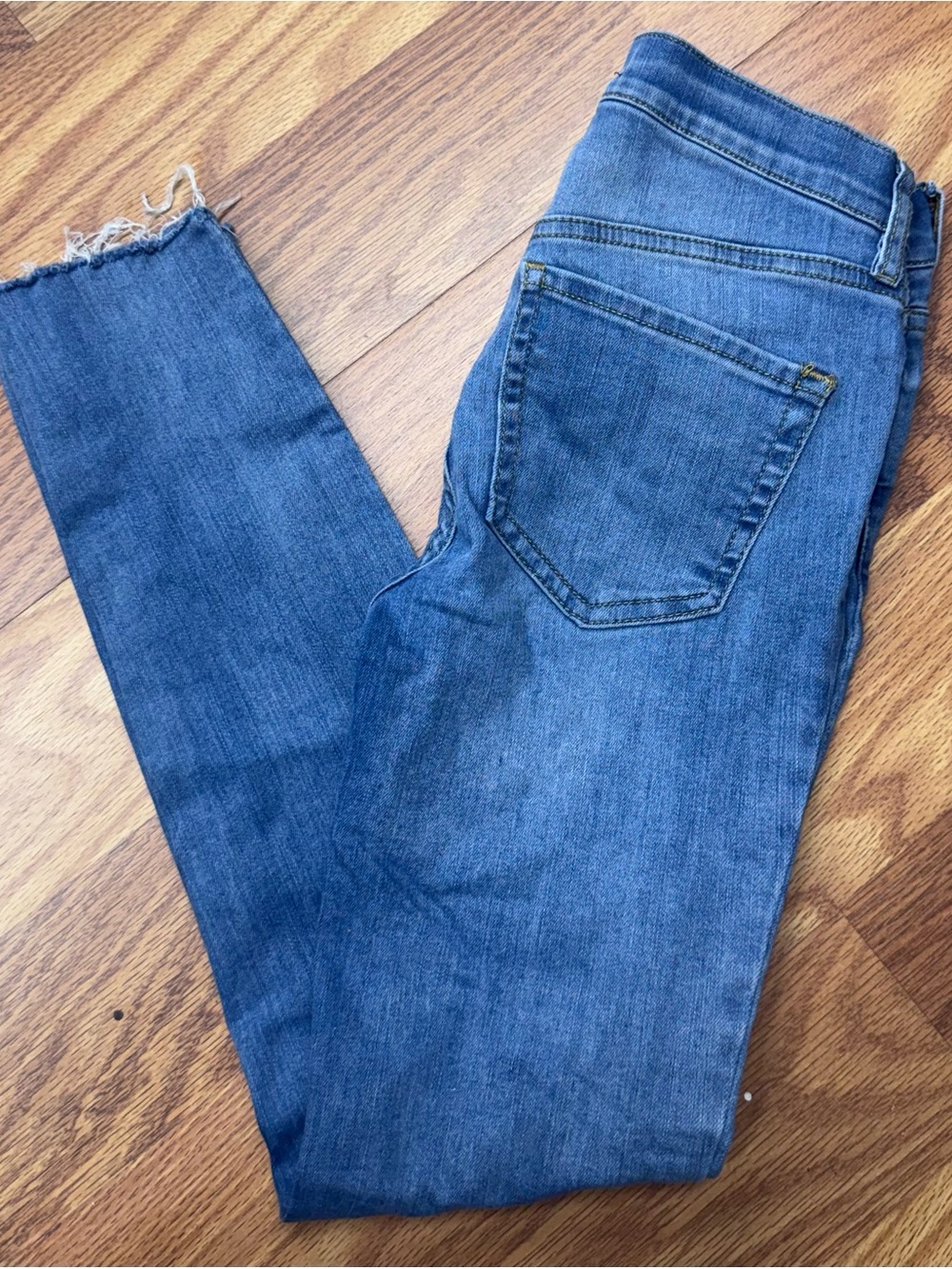 Women’s Free People High-Rise Blue Skinny Crop Jeans Size 26